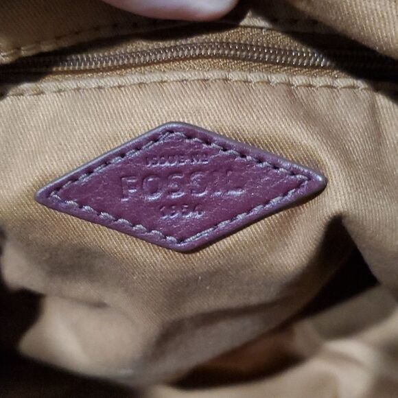 Fossil Leather Bag in Burgundy & Pink - Picture 14 of 16